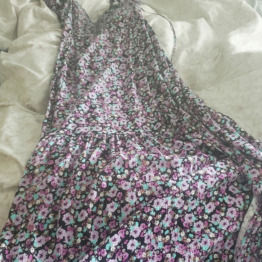 dress - Picture 3 of 8